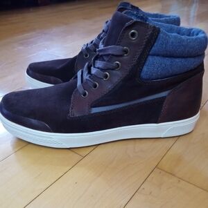 Saks fifth avenue suede high top dress sneaker men's size 10